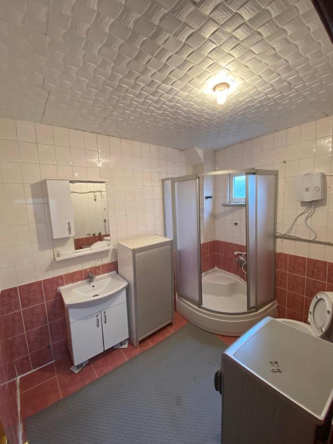 Апартаменты Triplex House Near The Airport Arnavutkoy Экстерьер фото